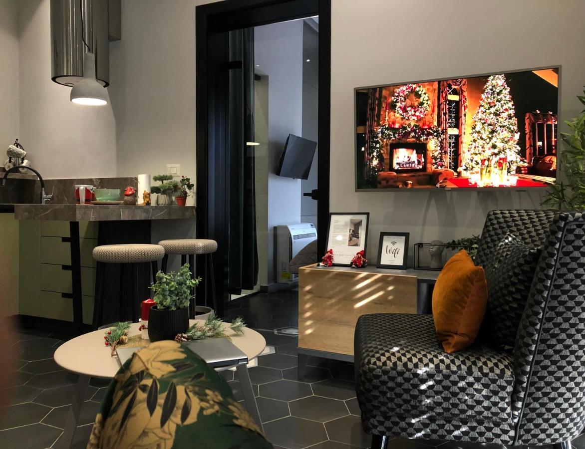 Urban Stay Tirana Deluxe Εξωτερικό φωτογραφία