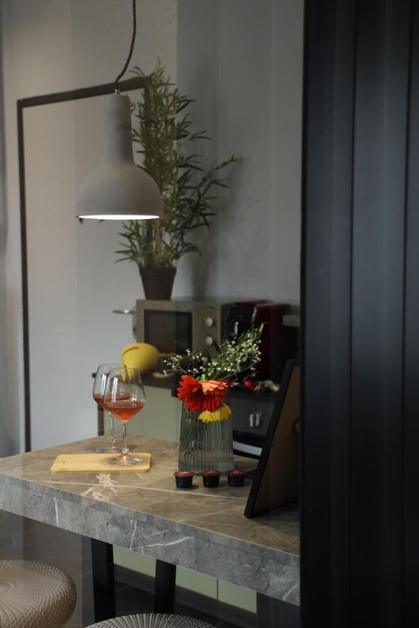 Urban Stay Tirana Deluxe Εξωτερικό φωτογραφία